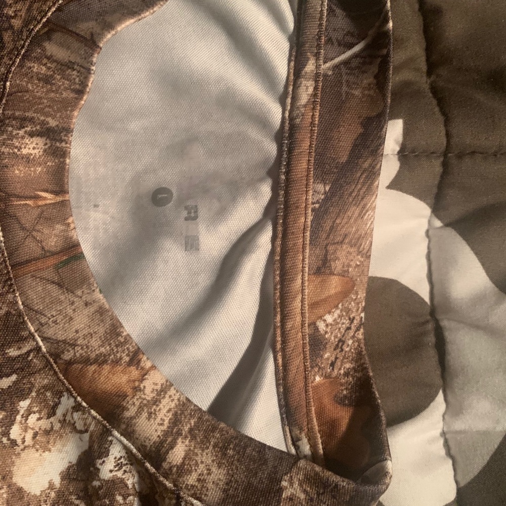 Real tree performance shirt - Picture 2 of 2